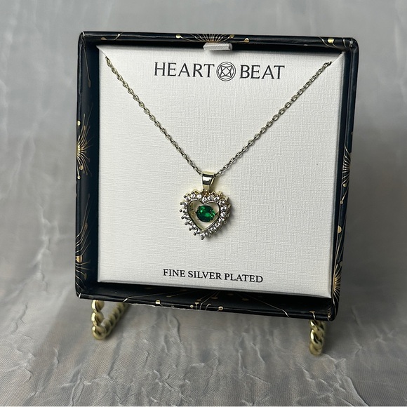 3/$20 💥 Gold Plated Heartbeat Emerald Stone Necklace Heart Shaped Pendent - Picture 14 of 17